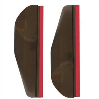 Lietaus antakiai galinio vaizdo veidrodyje